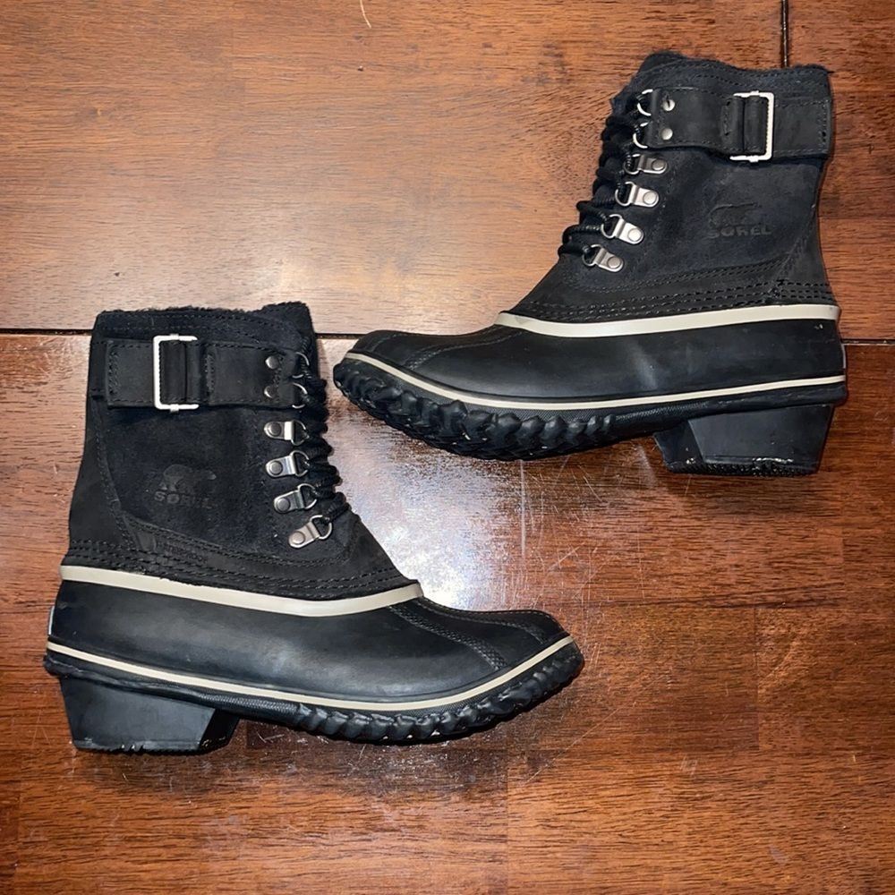 Sorel Women’s Winter Lace II Waterproof Boots